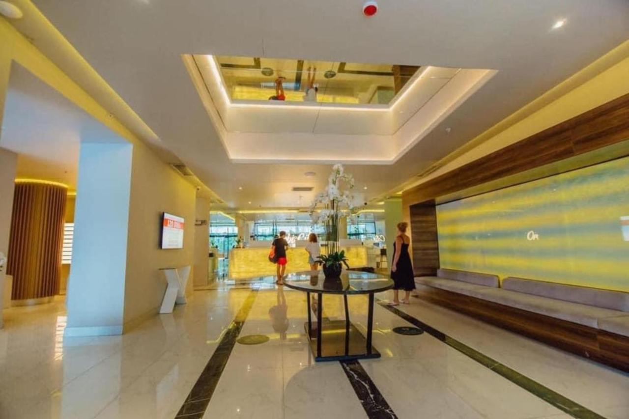 Orbi City Batumi With Sea View Exterior photo