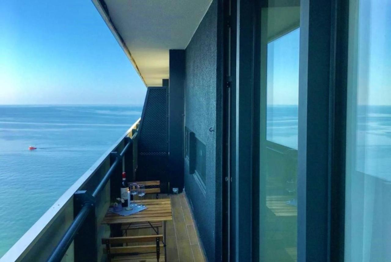 Orbi City Batumi With Sea View Exterior photo
